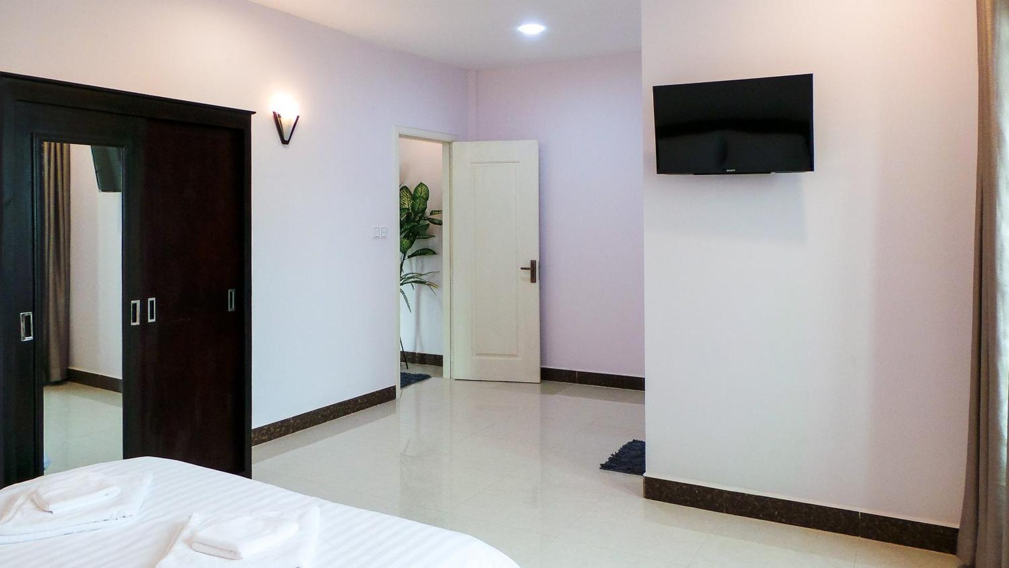 La Belle Residence Phnom Penh Esterno foto