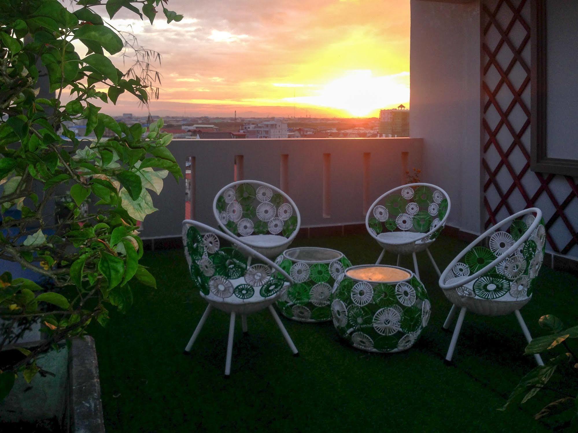 La Belle Residence Phnom Penh Esterno foto